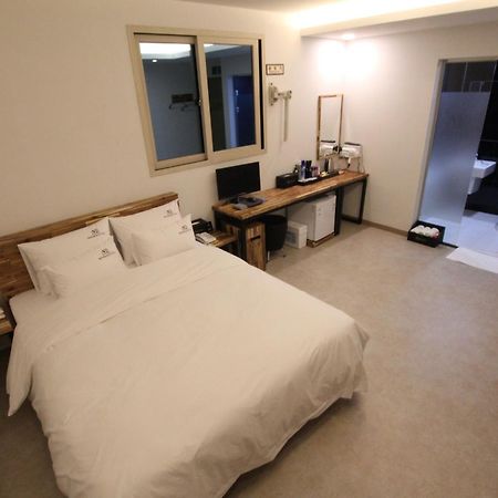 Nova Hotel Ilsan Ni Exterior photo